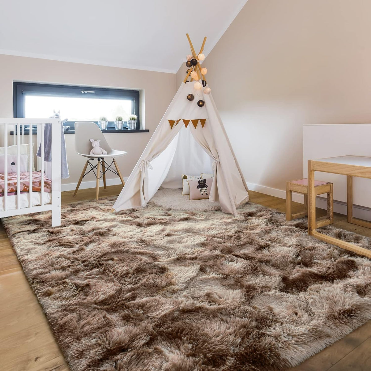 Brown Tie-Dyed Washable Area Rug